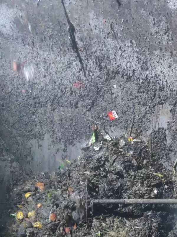 峄城污水池清理